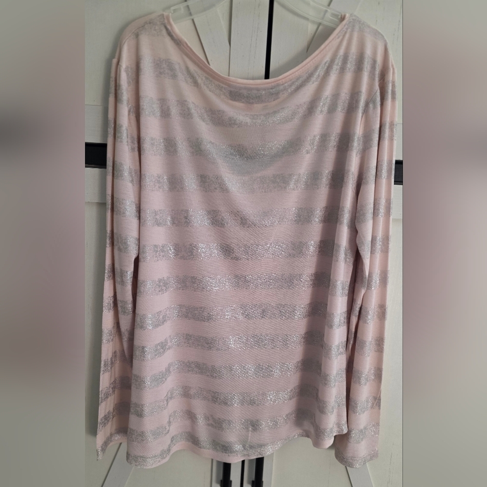 Jennifer Lopez Blush and Metallic Long Sleeve Top - Picture 4 of 5